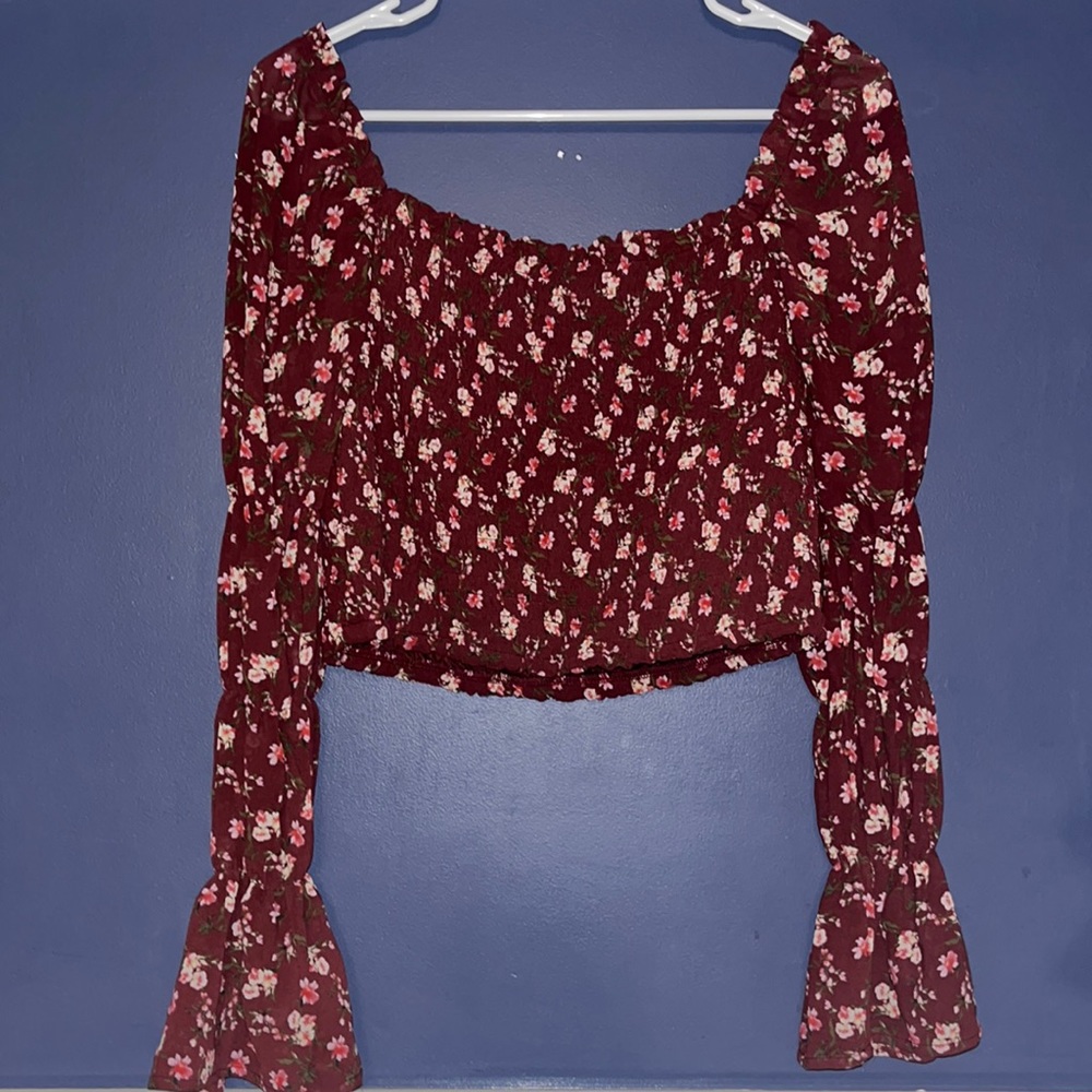 Floral Maroon Cropped Long Sleeve Wild Fable Top Size L
